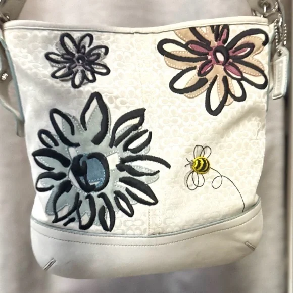 Coach '07 Y2K Suede Flowers & Embroidered Bee White Mini C Jacquard Shoulder Bag - Picture 12 of 14